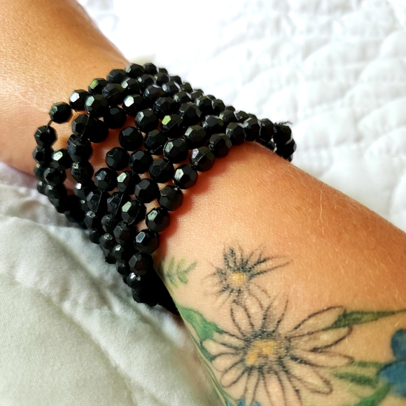 Black Chandelier Jewelry set - Picture 3 of 5